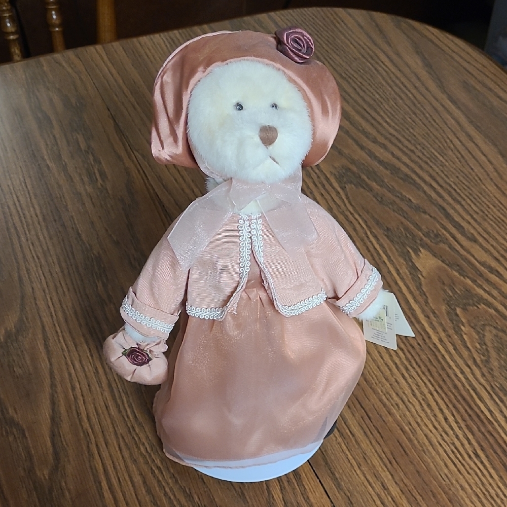 Russ Berrie Tovah Victorian Dressed Plush Teddy Bear ♥